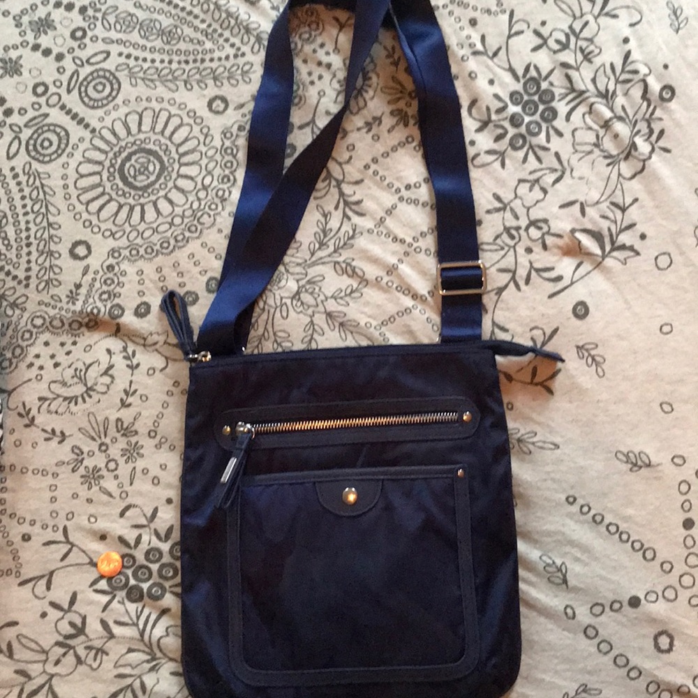 Navy bagallini shoulder tote bag